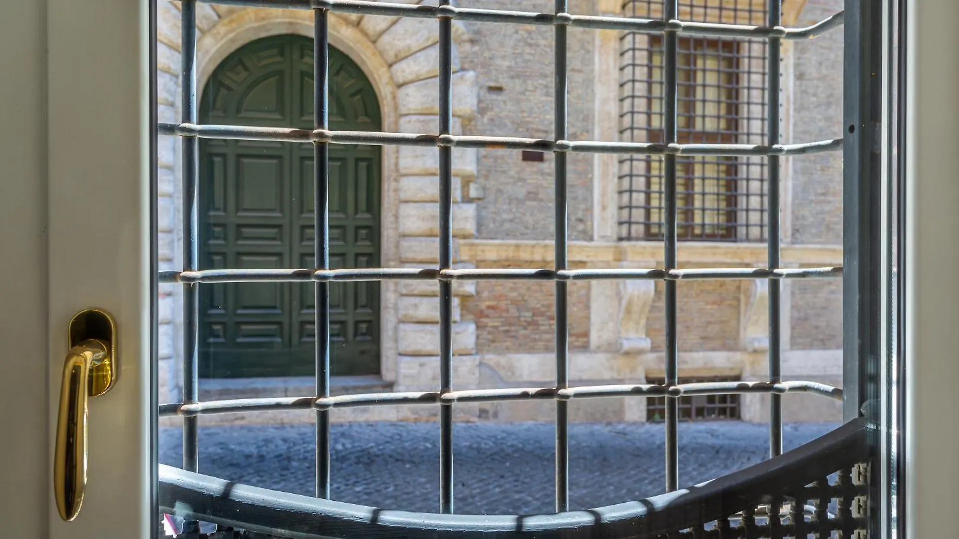 Iflat Baroque Apartment In Campo De' Fiori Rome